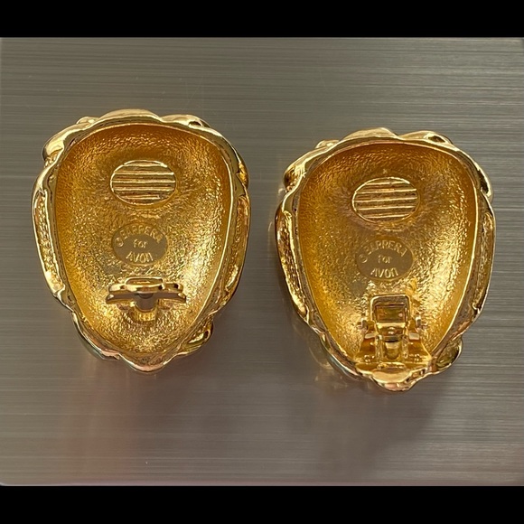 Barrera For Avon Designer Gold Tone Chunky Clip-on Earrings Vintage - Picture 3 of 16